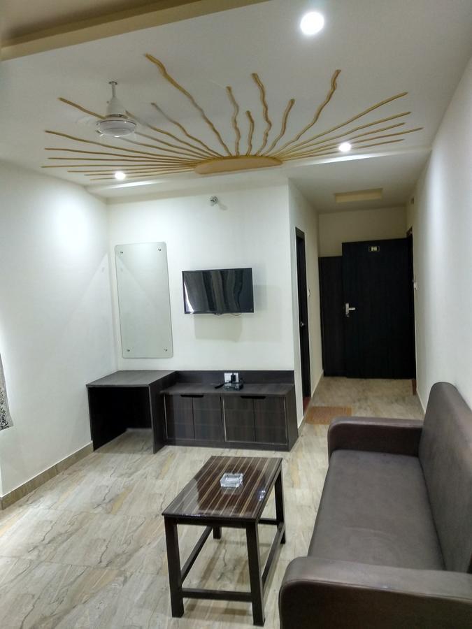 Oyo 60976 Hotel Shree Ji Morena エクステリア 写真